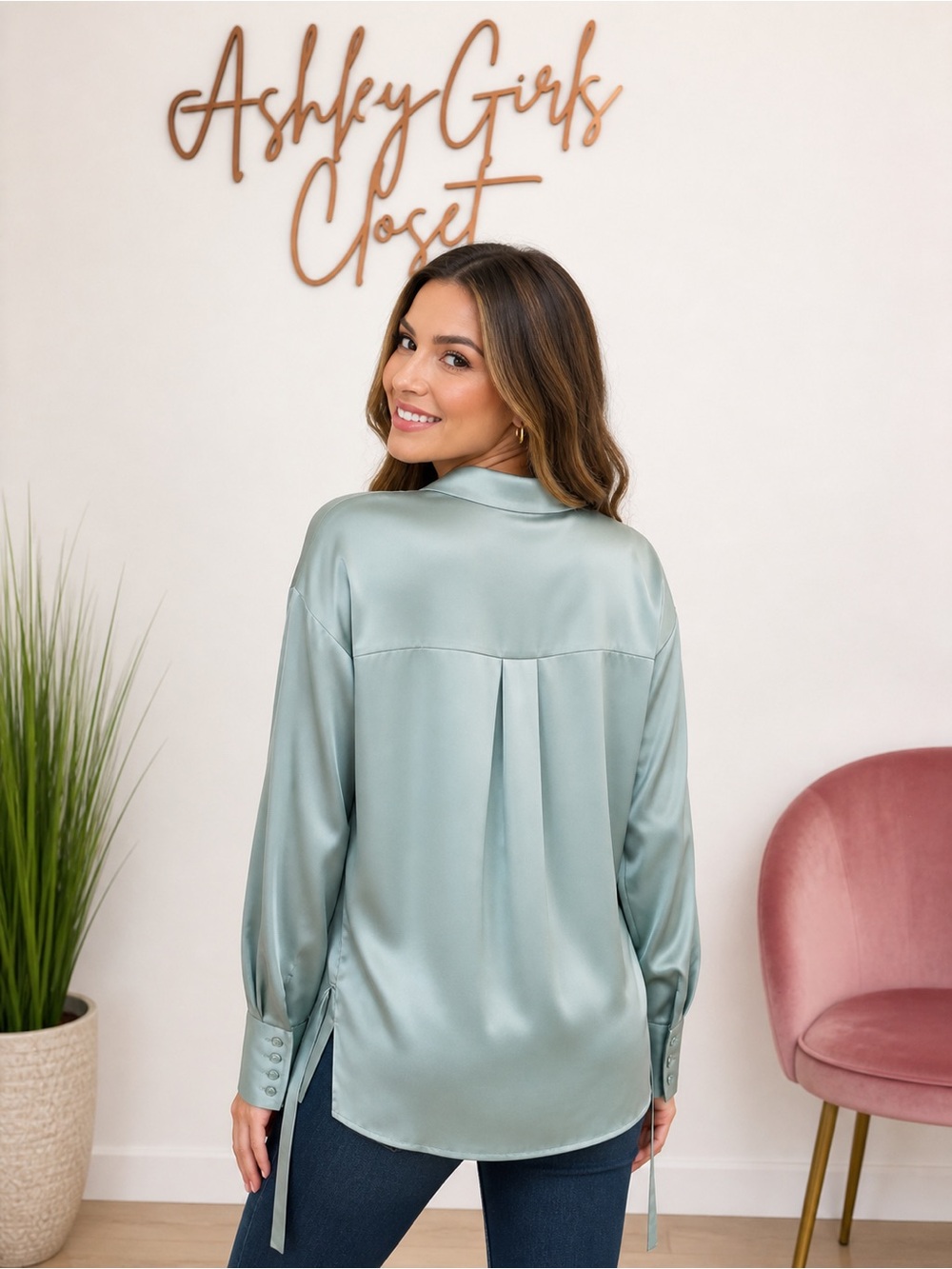 House of Harlow 1960 Sage Green Satin Button-Down Blouse - Picture 2 of 3